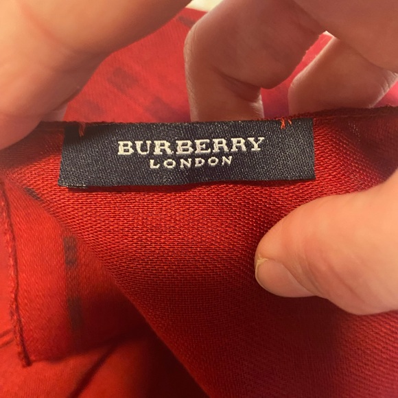 GOODBYE 🧣🧣Authentic BURBERRY London  scarf - Picture 4 of 10